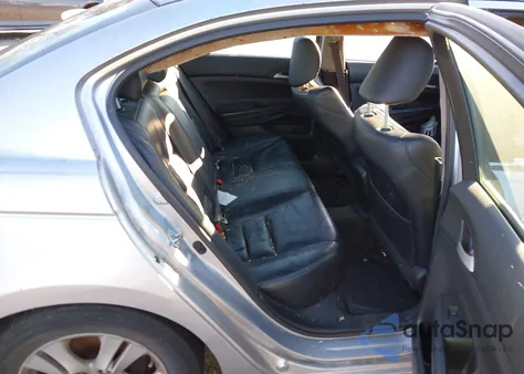 2011 Honda Accord 2.4 Se из США, поврежденный, VIN 1HGCP2F63BA026011